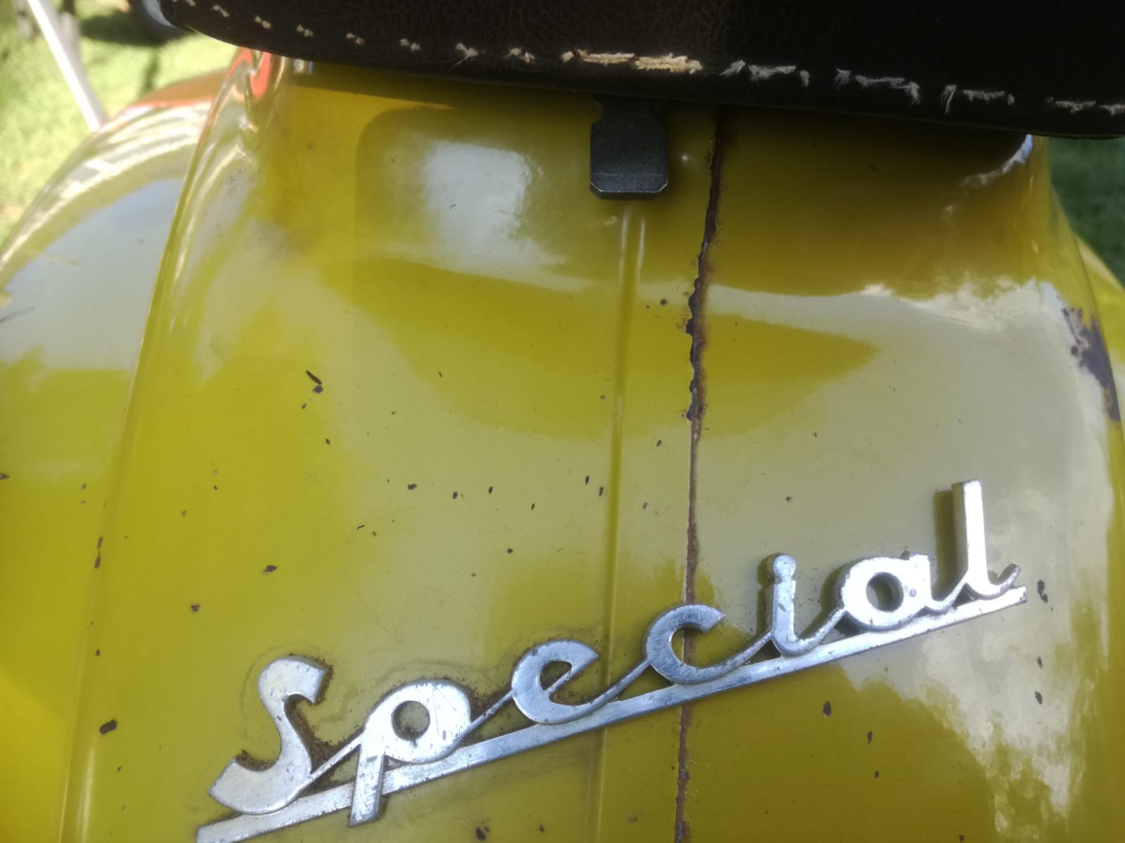 vespa_v50_spezial_1971_giallo