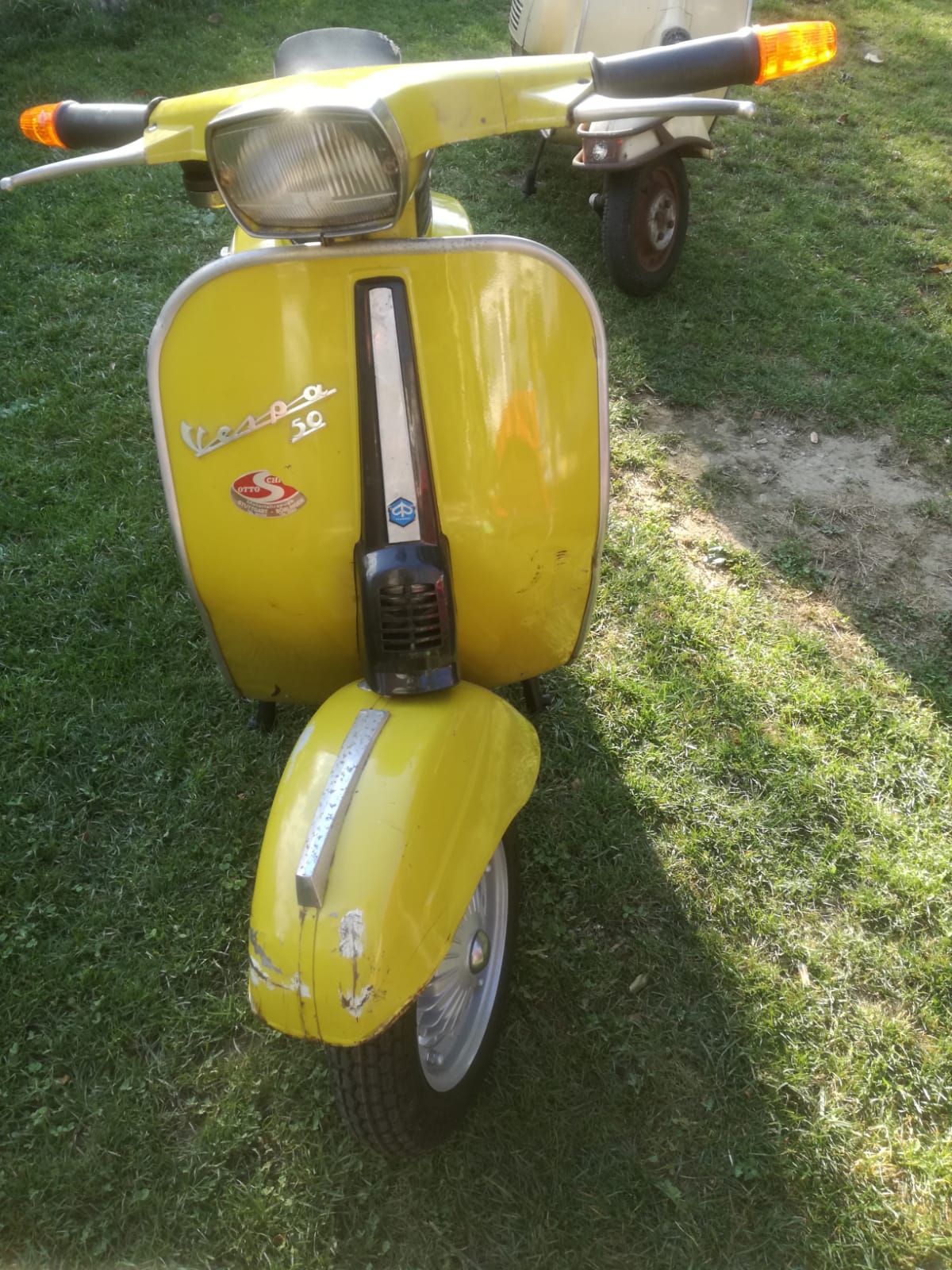 vespa_v50_spezial_1971_giallo
