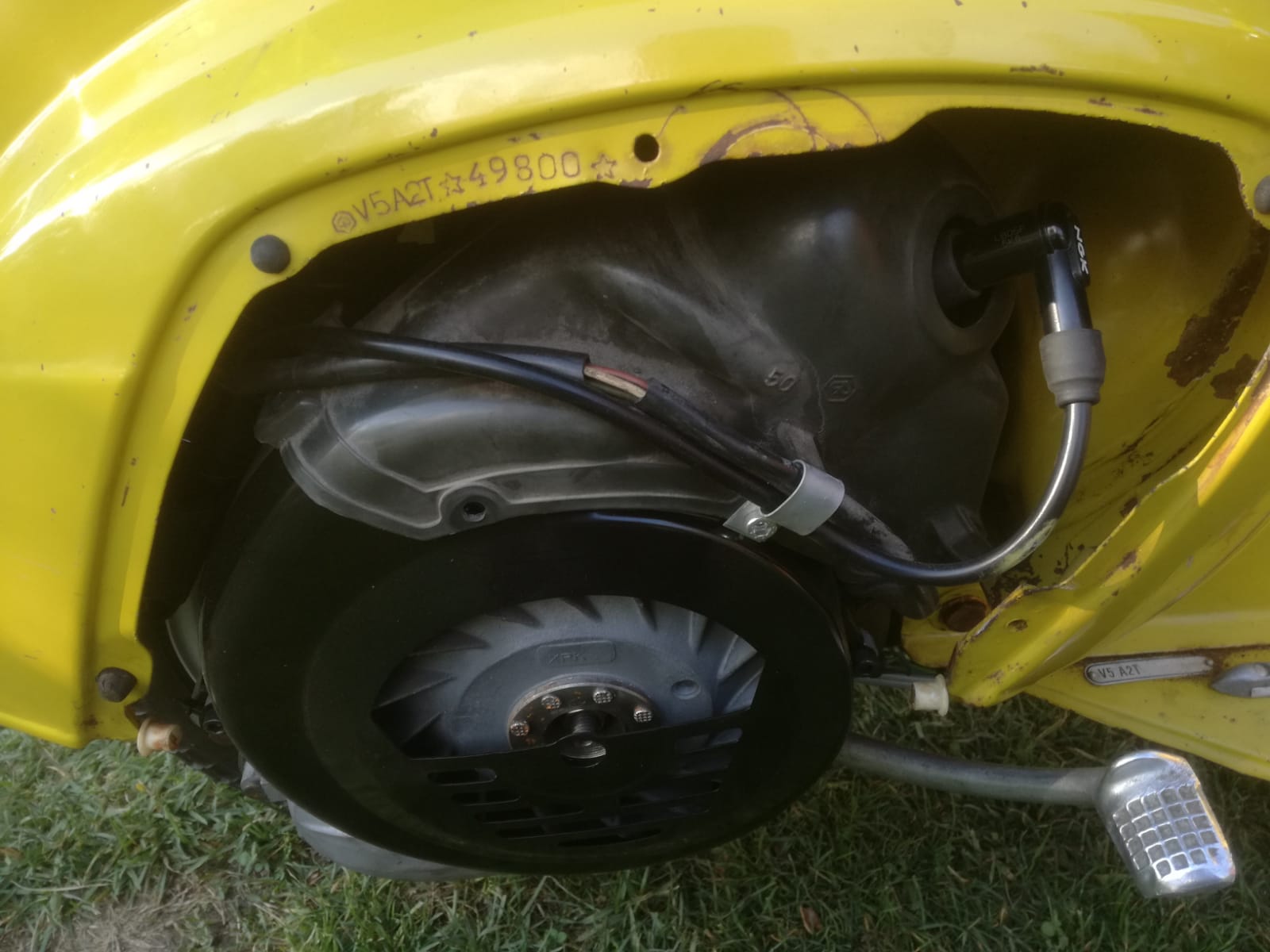vespa_v50_spezial_1971_giallo