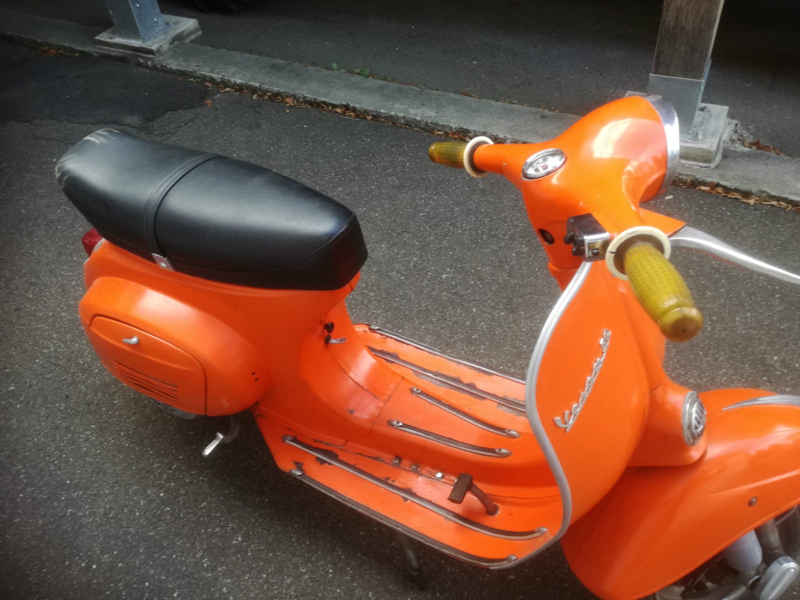 v50l_bj1968_gialloarancio