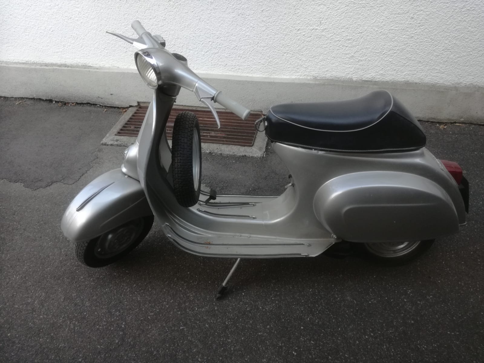 v50l_bj1969_silber_neulackiert