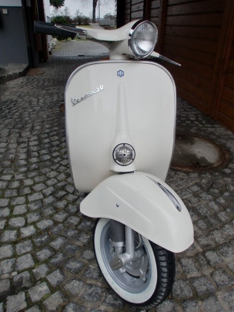 vespa50_1970_weiss