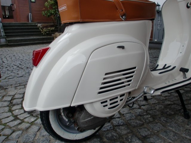 vespa50_1970_weiss