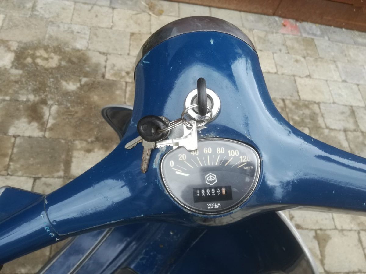 vespa_125_primavera_et3_1979_dunkelblau_originallack